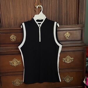 Callaway Black and White Sleeveless Women's golf top, M